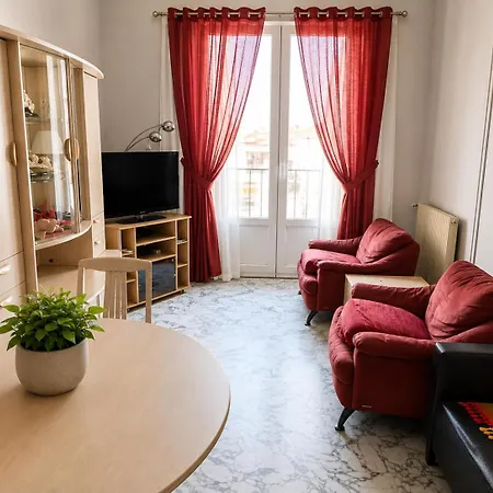 Jaures One Bedroom *