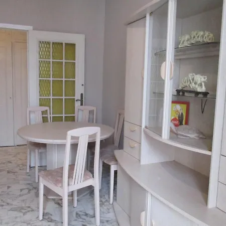 Jaures One Bedroom 公寓 戛纳
